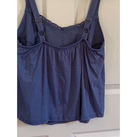 Blue Crochet Lace Detail Sleeveless Top With Adjustable Straps By Rewind - Women - Picture 9 of 13